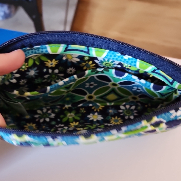 Vera Bradley Green and Blue Patterned Women's Bag - Picture 3 of 6